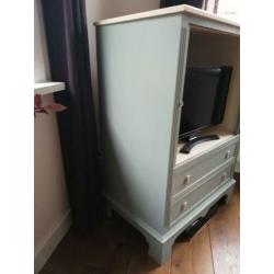 TV kastje / TV meubel met roldeurtjes