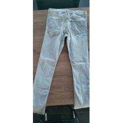 2 SlimFit spijkerbroeken maat 170