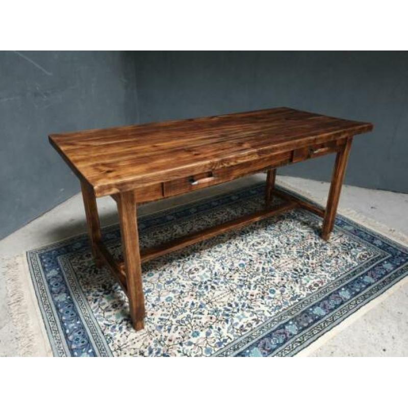 Oude Franse eettafel grenen met lades