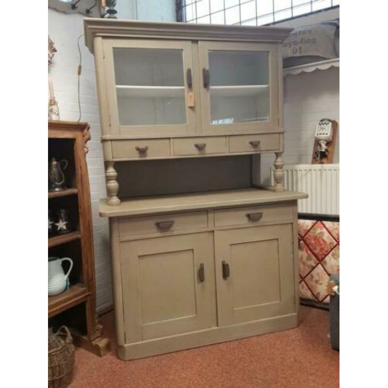 Brocante buffetkast olijfgroen