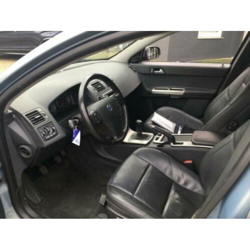Volvo V50 1.6D Momentum / BPM EXPORT / TIKKIE IN MOTOR / LED
