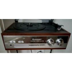 Platenspeler Soundmaster. Inclusief radio. Bruin.