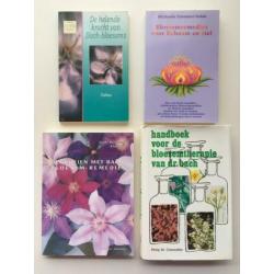 (52B) 4x o.a.Opgroeien met Bach-Bloesem-Remedies Handboek