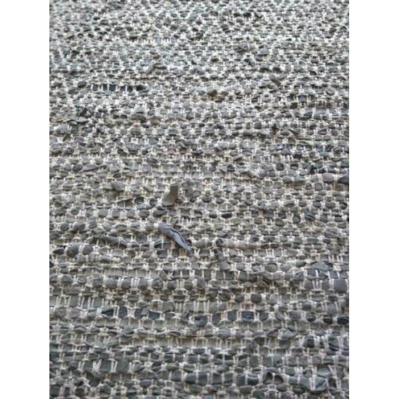Stoer gevlochten leer/katoen kleed, grijs/beige