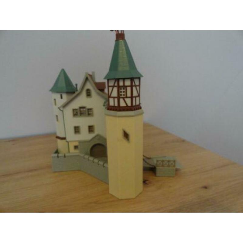 HO modelspoorbouw - kasteel / Jachtslot Falkeneck - schaal 1