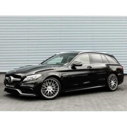 Mercedes-Benz C-Klasse Estate 63 AMG, 19", Burmester, pano,
