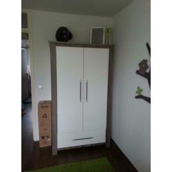 Kinderkamer babykamer goede staat