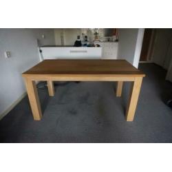 Eetkamertafel eiken