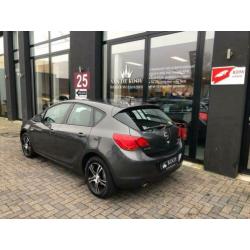 Opel Astra 1.4 Edition Turbo 6/12 M Garantie