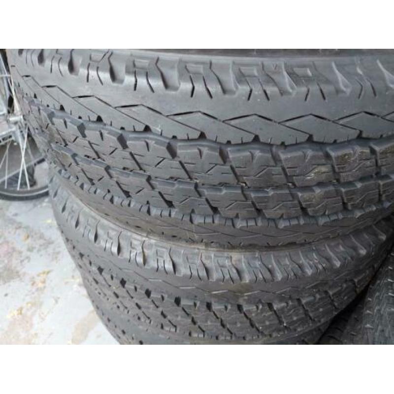 Bridgestone duravis 215 65 16