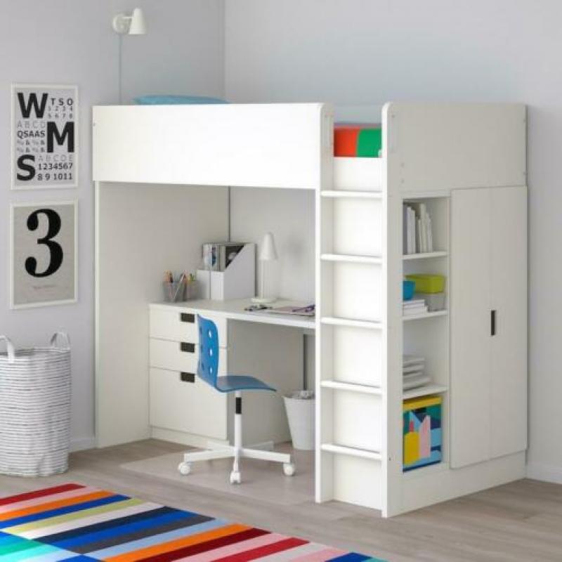 Ikea hoogslaper Stuva met bureau en kast.