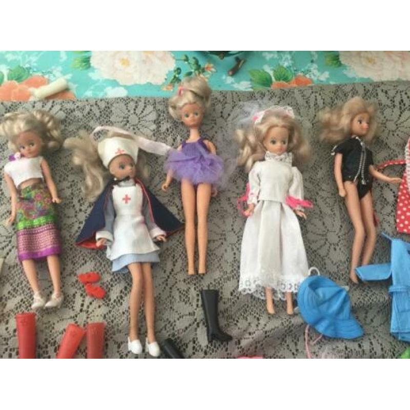 Daisy Mary Quant ( soort Barbie) lot