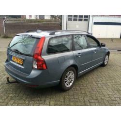 Volvo V50 1.6D Momentum / BPM EXPORT / TIKKIE IN MOTOR / LED