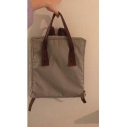 Simpele rugtas met shopper handvatten