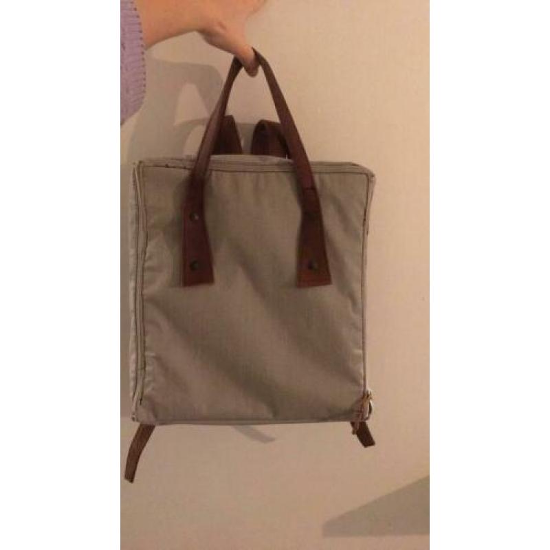 Simpele rugtas met shopper handvatten