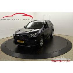Toyota RAV4 2.5 Hybrid 179PK First Edition Leer Navi Xenon