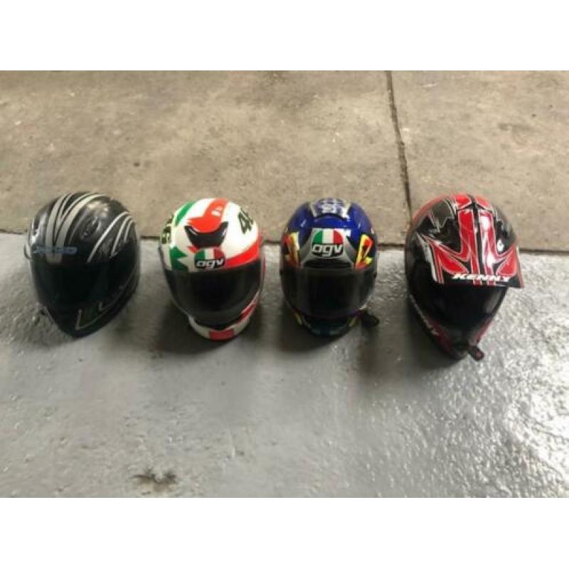 Motor - helmen - schoenen - pak - handschoenen