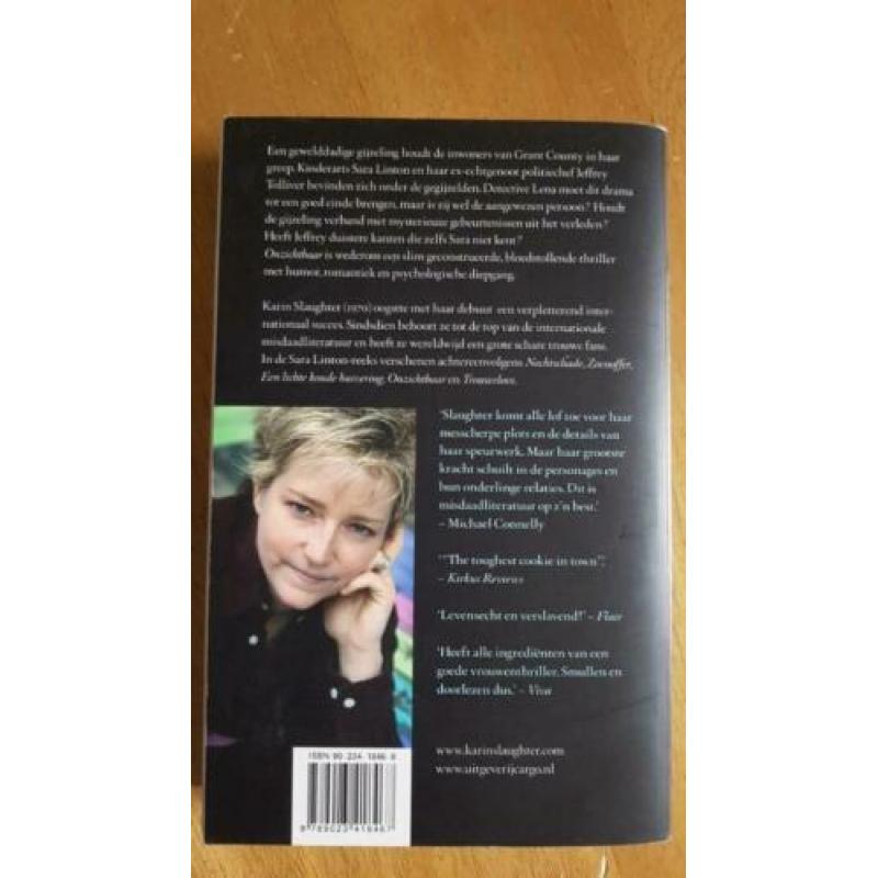 Onzichtbaar en Zoenoffer van Karin Slaughter