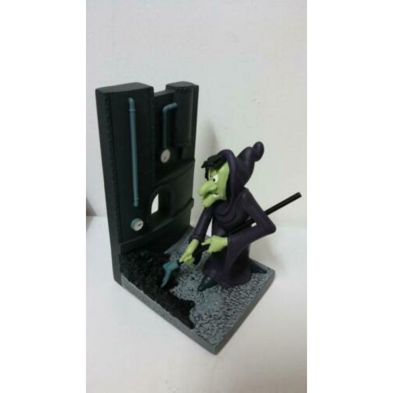 Hot Stuff witch heks kachel beeldje demons en merveilles