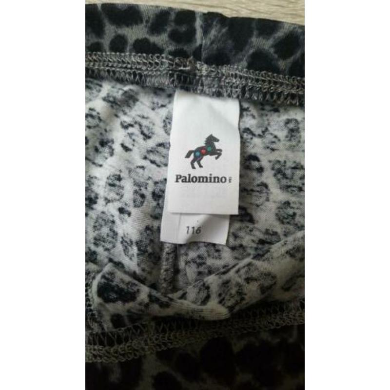 2 NIEUWE legging maat 116-122 ster / leopard