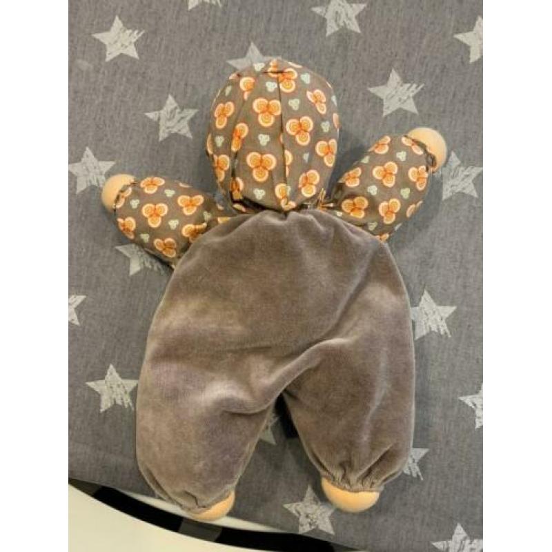 Antroposofische pop baby zacht wol