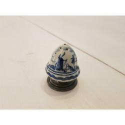 Eierdop en zoutstrooier delfts blauw