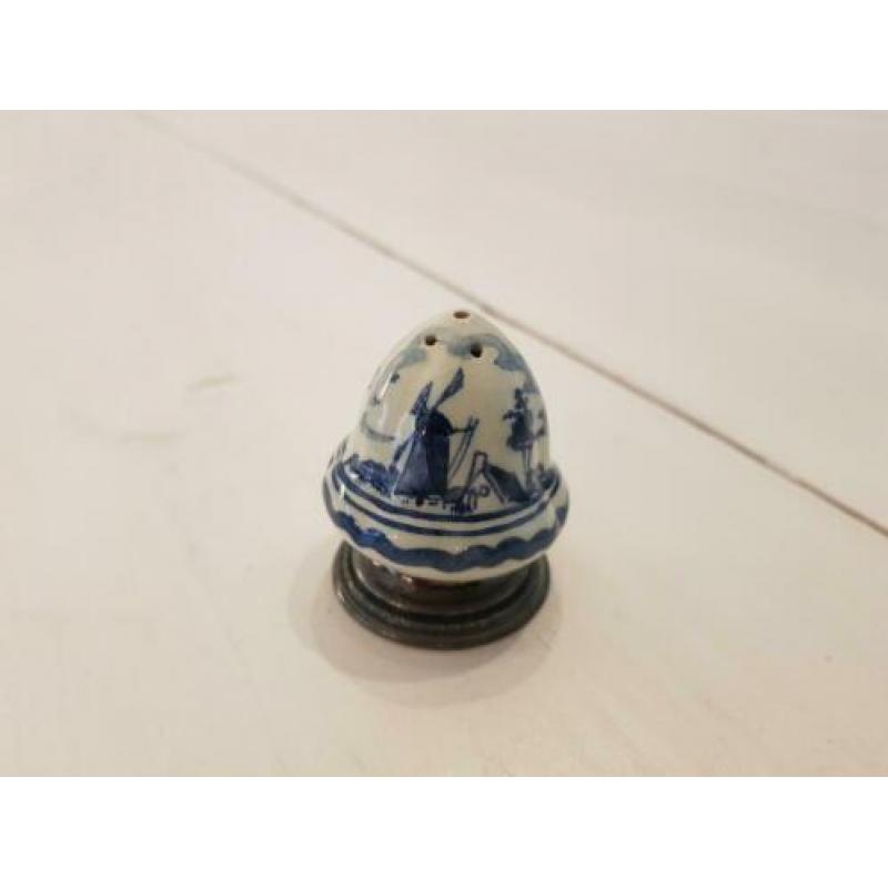 Eierdop en zoutstrooier delfts blauw