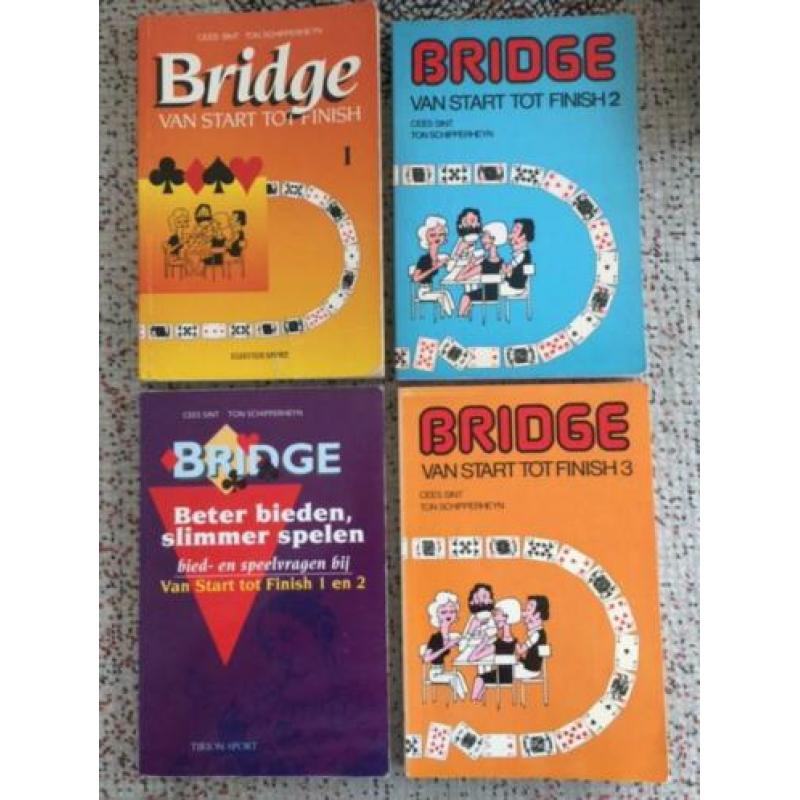 Verschillende BRIDGE boeken