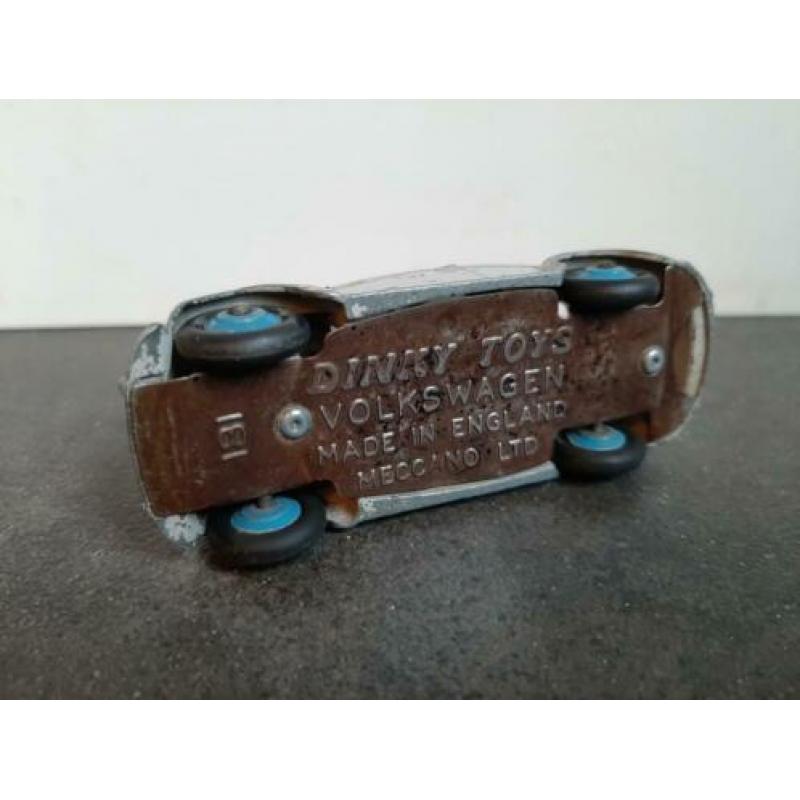 Dinky toys n° 181 volkswagen vw kever