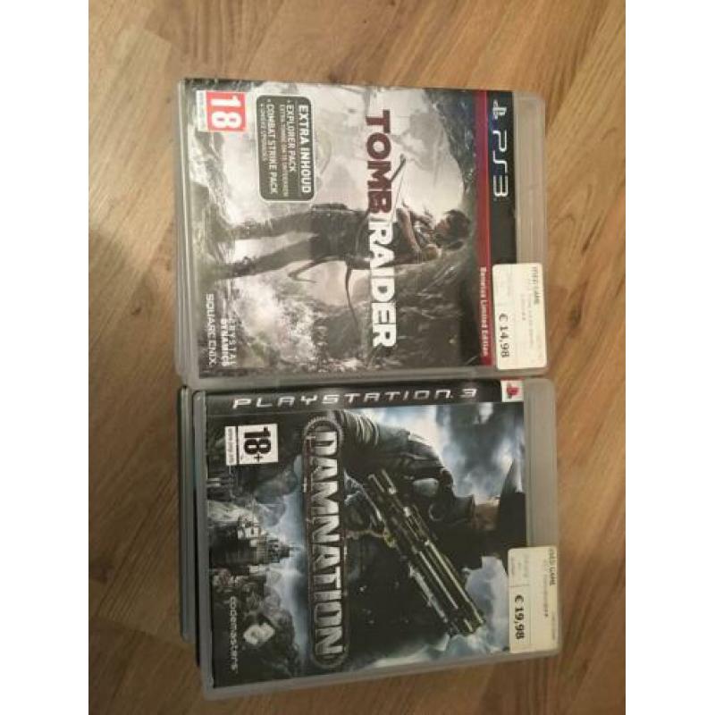 Playstation 3 met 3 controleurs en spellen
