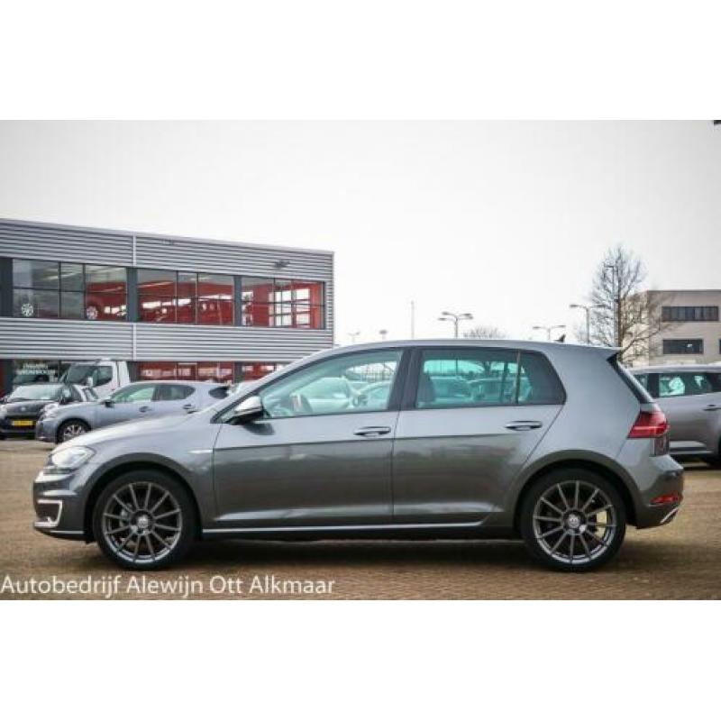 Volkswagen e-Golf *EXCL BTW* Full Option | LEDER |
