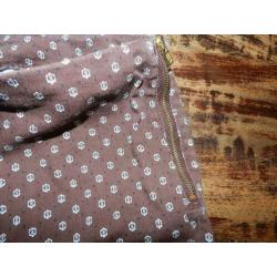 Bruine gedessineerde H&M broek met zijrits, maat 40.