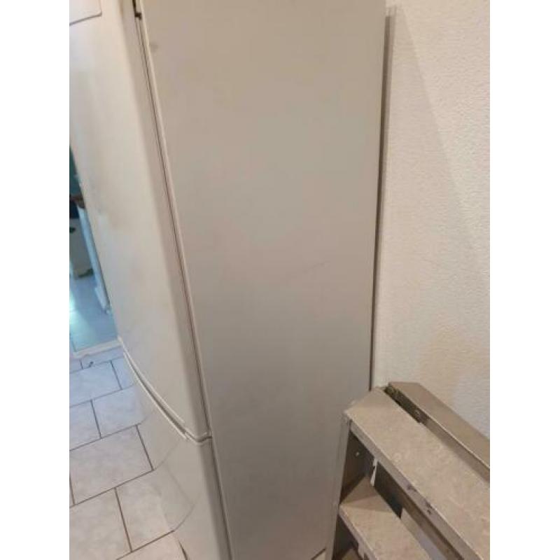 Perfect werkende siemens A+ koelkast.