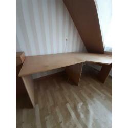 grenen fineer bureau en hoekbureau