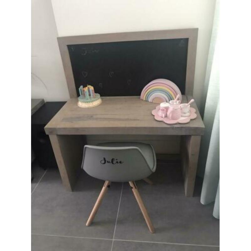 Kindertafel met magneet en krijtbord massief eiken