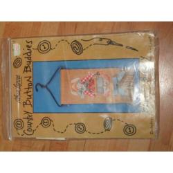 borduurpakket country button buddies berry bunny