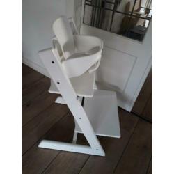 Witte stokke tripp trapp kinderstoel met babyset