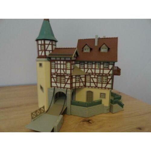HO modelspoorbouw - kasteel / Jachtslot Falkeneck - schaal 1