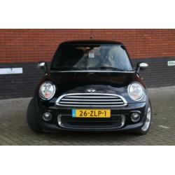 Mini Mini 1.6 One Pepper Business Navi/Clima/17" 1ste Eigena