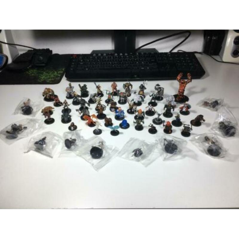 Dungeons & Dragons Miniatures Lot Huge Lot 55 Miniatures