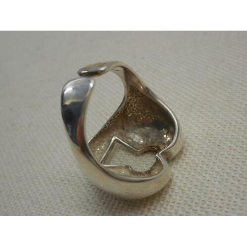 Zilveren royale vintage ring hart met sleutelgat nr.363