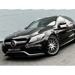 Mercedes-Benz C-Klasse Estate 63 AMG, 19", Burmester, pano,