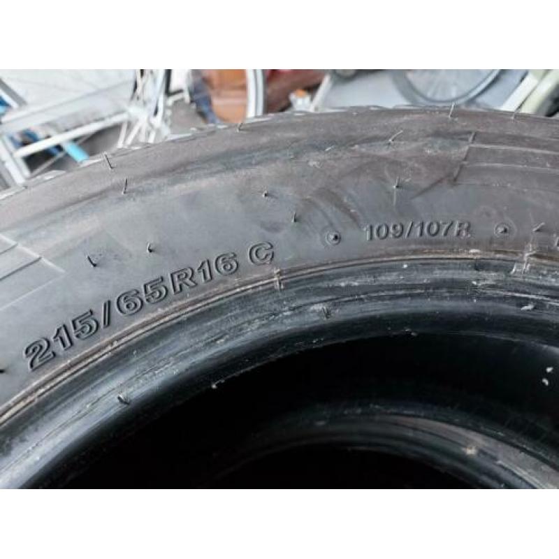 Bridgestone duravis 215 65 16