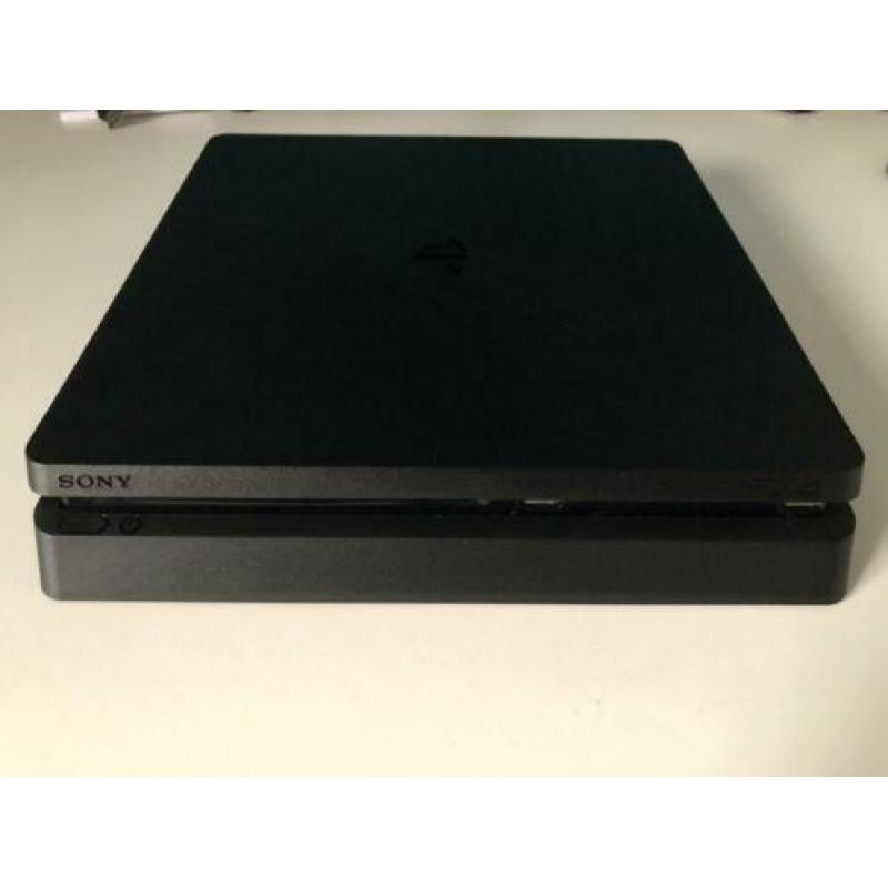 PS4 Slim - 500Gb