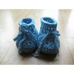 Stoere gehaakte baby laarsjes/booties 4-6 Mnd/ Maat 16 (68)