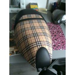 Piaggio Zip 2000 Nieuw !!! Burberry zadel !!!!