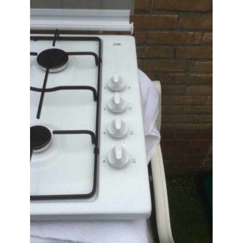 4pits gasstel merk: Etna nieuwstaat met gasslang