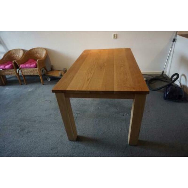 Eetkamertafel eiken