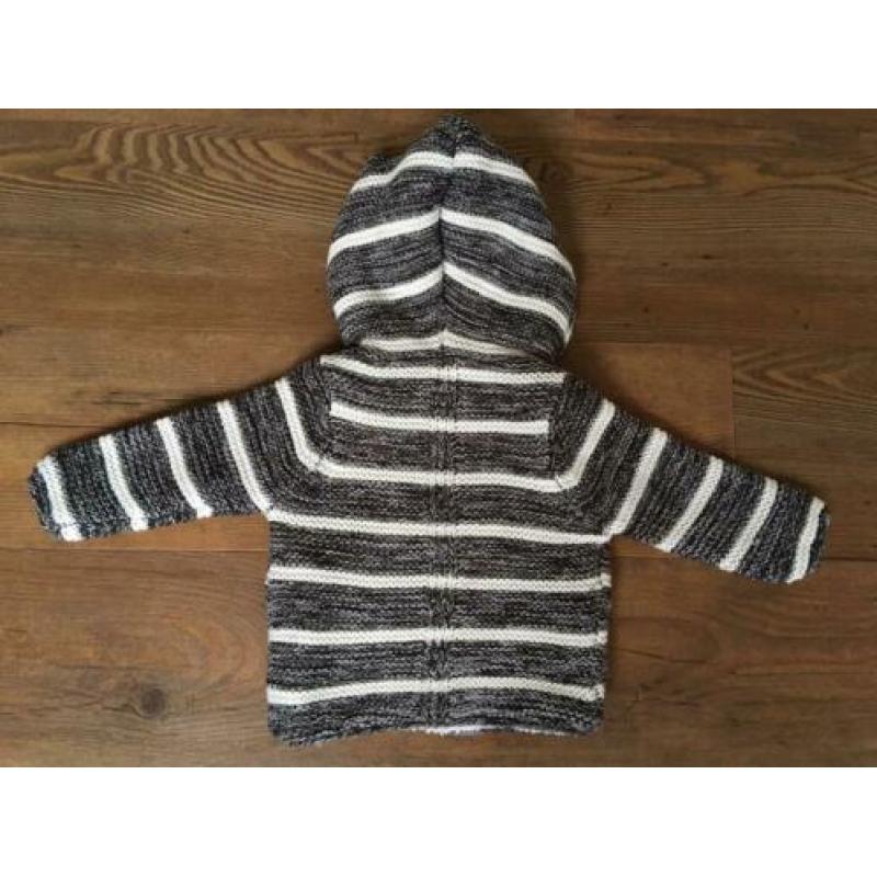 Babyjasje maat 56 van de Hema
