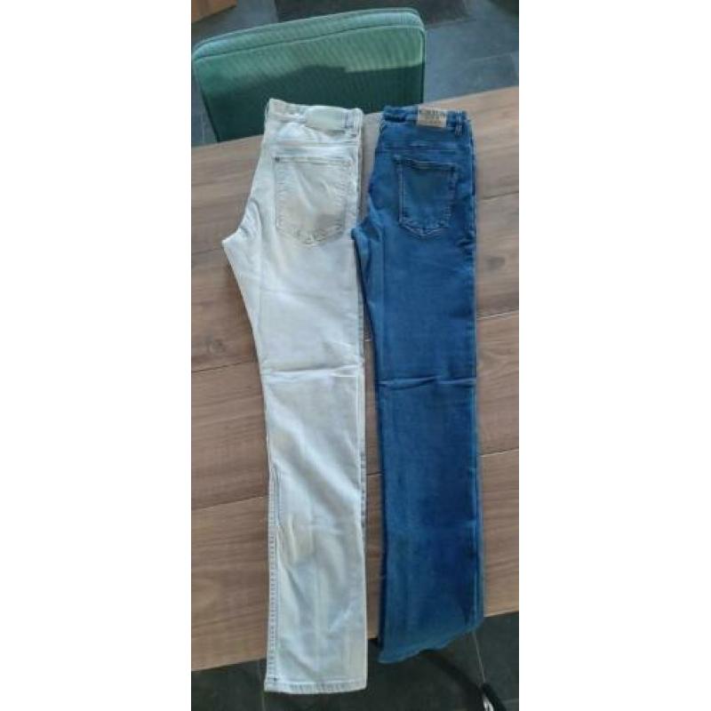2 SlimFit spijkerbroeken maat 170